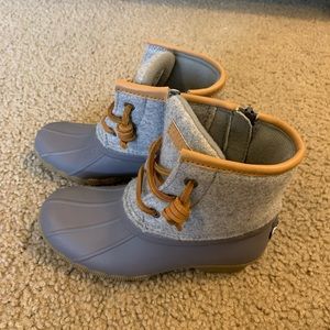 Sperry Saltwater boots